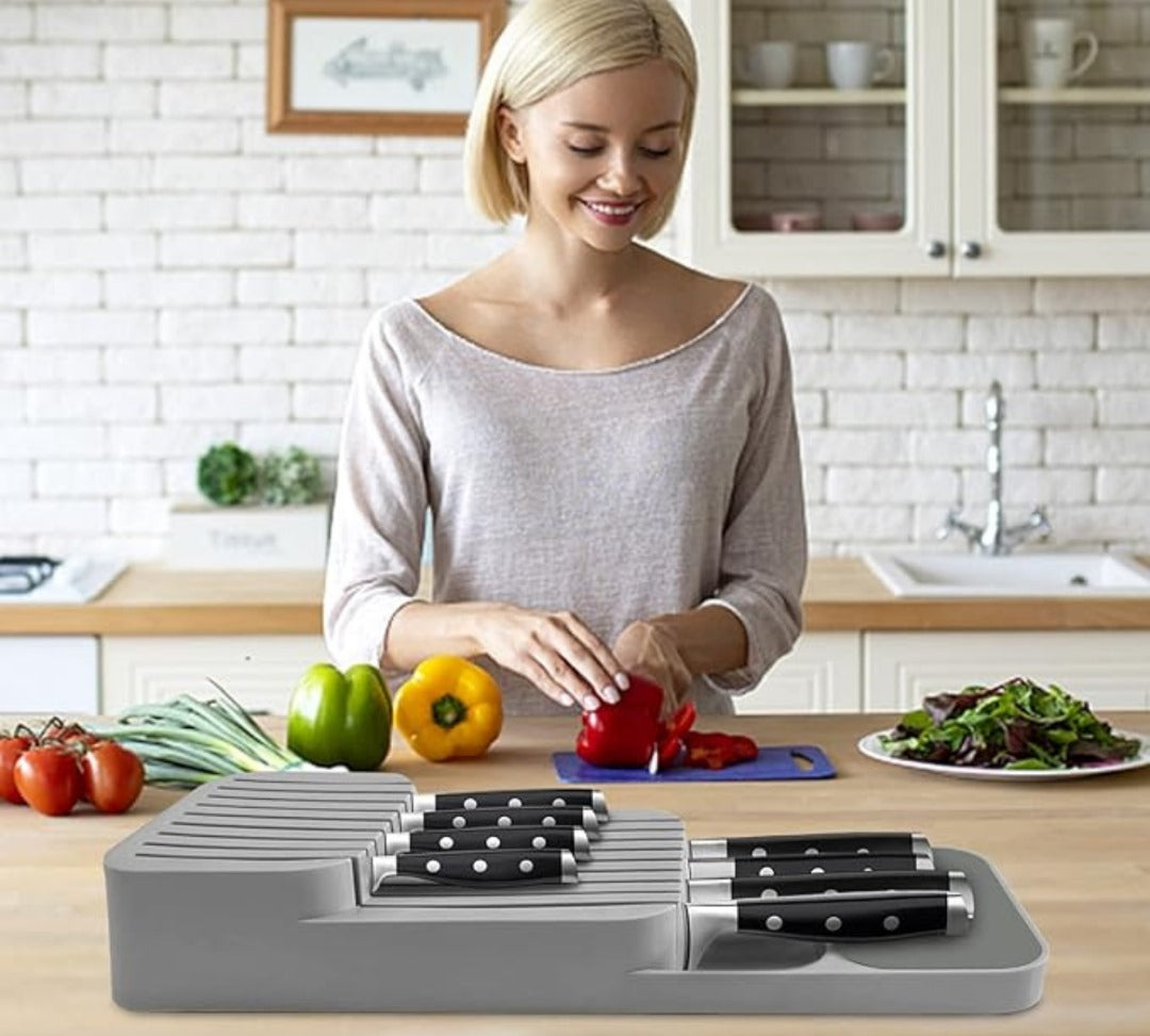 حامل السكاكين